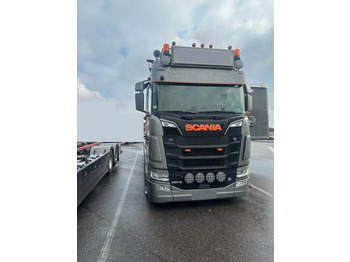 Контейнеровоз/ Змінний кузов вантажівка SCANIA S