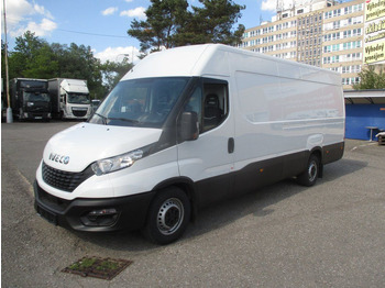 Суцільнометалевий фургон IVECO Daily 35s16