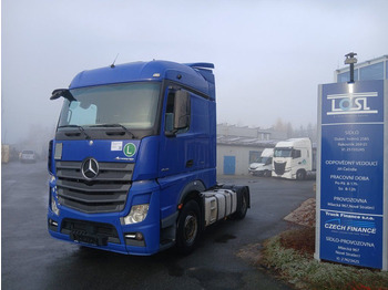 Тягач MERCEDES-BENZ Actros 1845