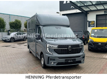 Для перевезення худоби вантажівка RENAULT Master