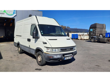 Суцільнометалевий фургон IVECO Daily 35s12