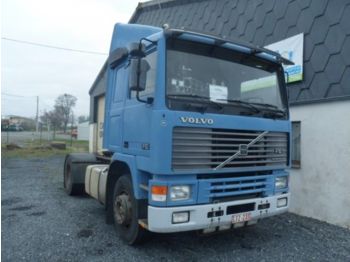 Тягач Volvo F10: фото 1