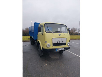 Самоскид вантажівка