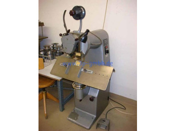 : фото в шапці сторінки