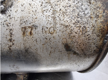 Вихлопна система Claas Ares 656, 696, 616, 826, 600, 800 Series Exhaust Box Silencer 7700042338: фото 4
