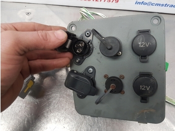 Кабелі/ Дроти в категорії Трактори Claas Arion 640, 500, 600, Axion 850 Wiring Loom And Panel 0011265231, 11262040: фото 4