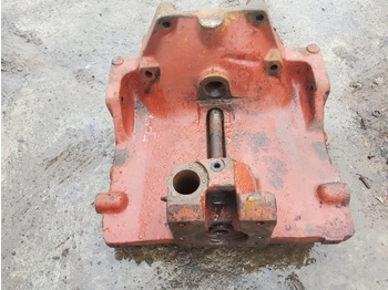 Маточина в категорії Екскаватори-навантажувачі Massey Ferguson 50b, 100, 200, 300, 500 Series Front Axle Casting 1684290m1: фото 3