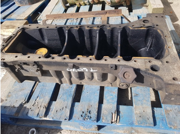 Двигун та запчастини New Holland T6000, T7 T6070 Engine Oil Pan Sump 504101687, 2855274, 504101689: фото 4