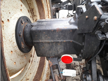 Задня вісь VALTRA