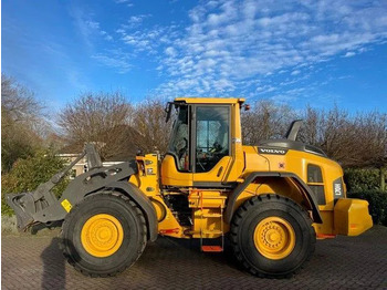 Колісний навантажувач VOLVO L70H