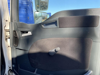 Кабіна в категорії Вантажівки MAN TGL 2011: фото 5 Кабіна в категорії Вантажівки MAN TGL 2011: фото 5