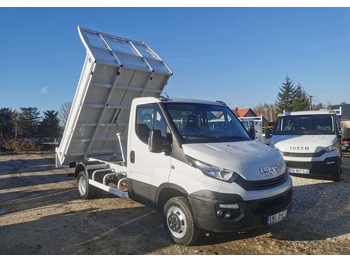 Малотоннажний самоскид IVECO Daily