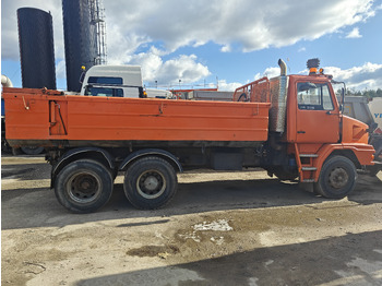 Самоскид вантажівка SISU