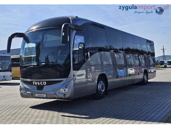 Туристичний автобус IVECO Magelys