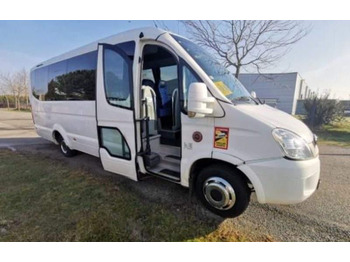 Туристичний автобус IVECO
