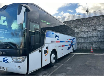 Туристичний автобус VAN HOOL