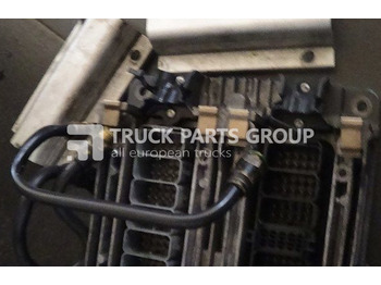 : фото в шапці сторінки