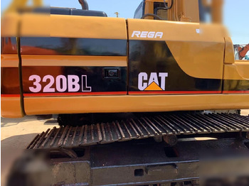 Гусеничний екскаватор CATERPILLAR 320BL