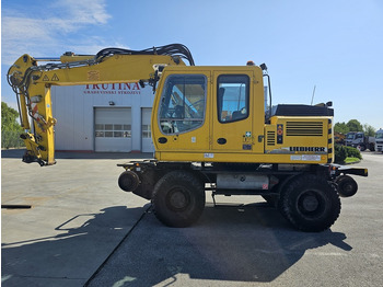 Колісний екскаватор LIEBHERR A 900