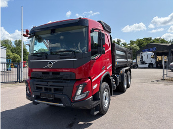 Самоскид вантажівка VOLVO FMX 500