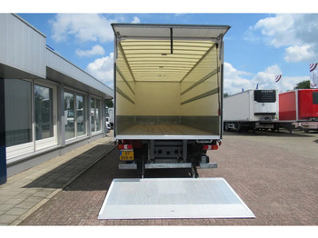 Вантажівка з закритим кузовом Mercedes-Benz Actros 1832 1832 LL 4x2: фото 3