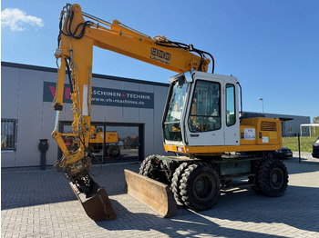 Колісний екскаватор LIEBHERR A 900