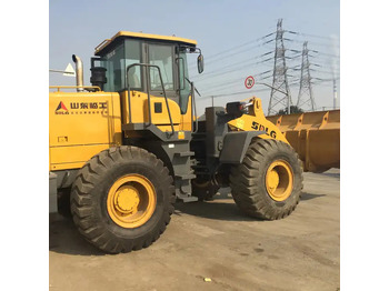Колісний навантажувач SDLG