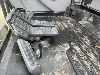 Гусеничний екскаватор Hot sale Used Hitachi ZX120 digger medium size Excavator second hand excavator: фото 4 Гусеничний екскаватор Hot sale Used Hitachi ZX120 digger medium size Excavator second hand excavator: фото 4