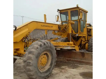 Грейдер CATERPILLAR 140G