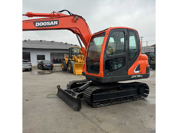 Гусеничний екскаватор DOOSAN DX75