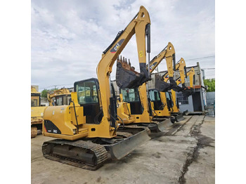 Гусеничний екскаватор CATERPILLAR 302.5