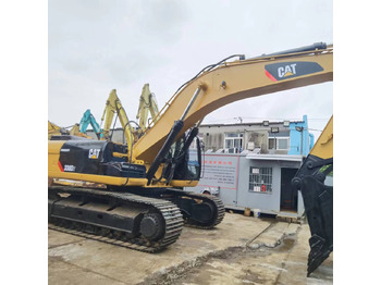 Гусеничний екскаватор CATERPILLAR 330D