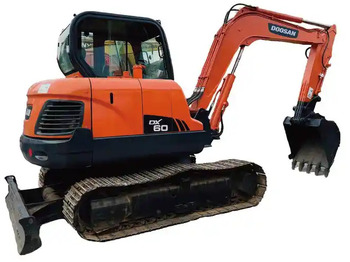 Гусеничний екскаватор DOOSAN DX60