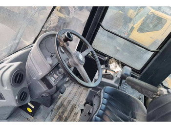 Дорожній каток used Road making machine CAT CS 683E roller: фото 2