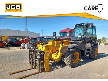 Навантажувач телескопічний JCB