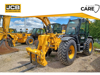 Навантажувач телескопічний JCB