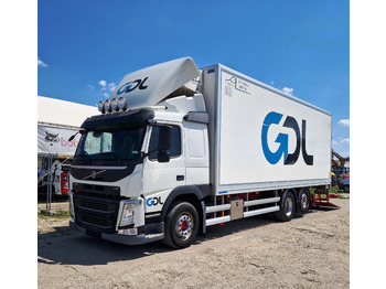 Рефрижератор вантажівка VOLVO FM