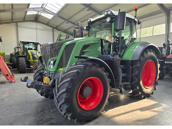 Трактор FENDT 828 Vario