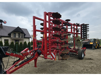 Техніка для обробки ґрунту HORSCH