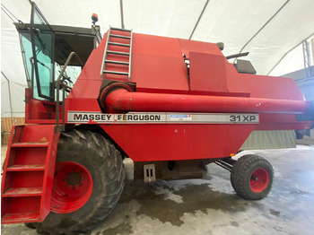Причіпний кормозбиральний комбайн MASSEY FERGUSON