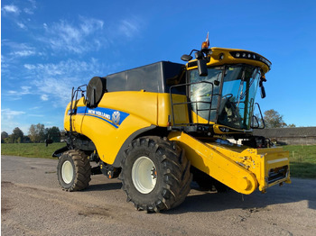 Комбайн NEW HOLLAND CX8.70: фото 3 Комбайн NEW HOLLAND CX8.70: фото 3