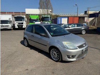 Седан Ford Fiesta Sport: фото 2