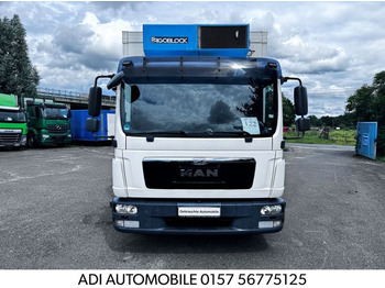 Рефрижератор вантажівка MAN TGL 8.180