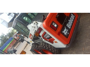 Міні-навантажувач BOBCAT S450