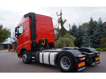 Тягач Volvo FH 4 EURO 6 GLOBETROTTER NISKI PRZEBIEG PEŁEN SERWIS: фото 3