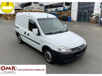 Легковий автомобіль OPEL