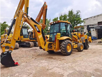 Екскаватор-навантажувач CATERPILLAR 420F