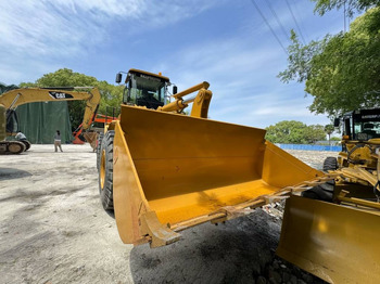 Колісний навантажувач CATERPILLAR 966H