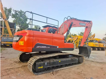 Гусеничний екскаватор DOOSAN DX225