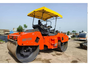 Дорожній каток HAMM